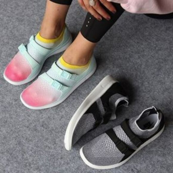 NIKE SOCKRACER FLYKNIT RAINBOW RUNNING SNEAKERS - Picture 1 of 7